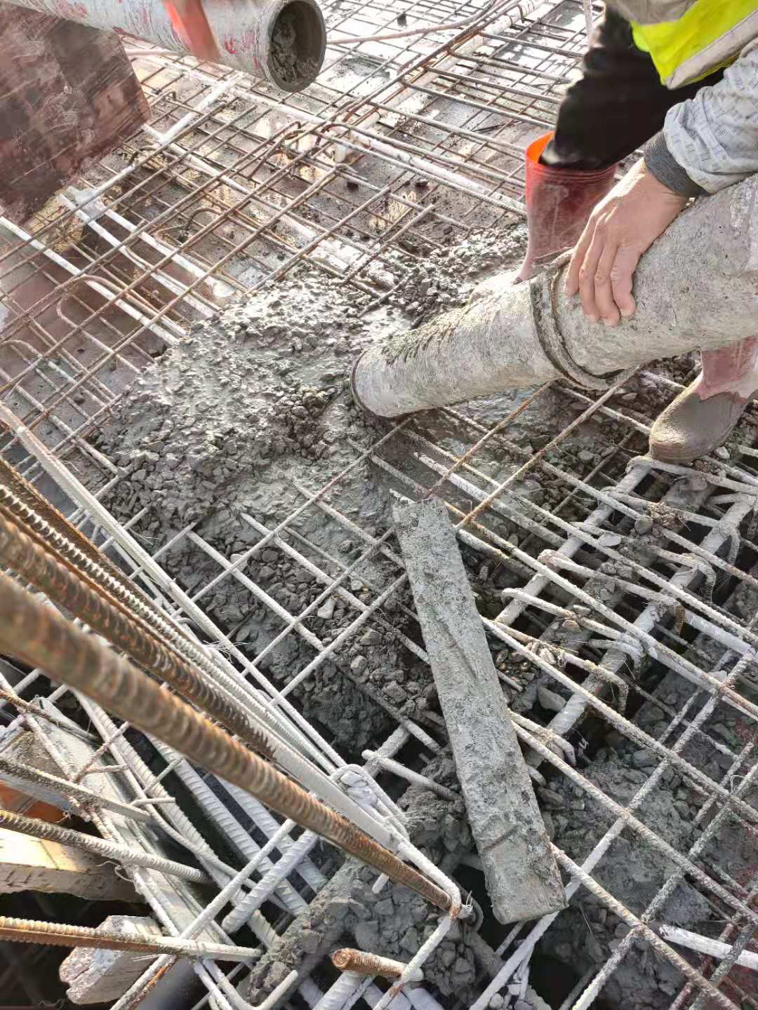 混凝土,西樵混凝土, 南海南庄混凝土, 建源搅拌站,水泥,  搅拌混凝土价格, 九江混凝土, 丹灶混凝土搅拌站, 恒建汇江搅拌站混凝土, 建筑材料,南海金沙混凝土,罗村混凝土,