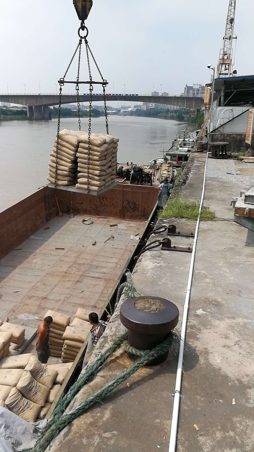 水泥,英泥,华润水泥,润丰水泥,海螺水泥,飞鹿水泥,台泥,金羊水泥,水泥批发,建筑材料,高标号水泥,水泥送货,佛山水泥,南海水泥,水泥砂石,骏马水泥,