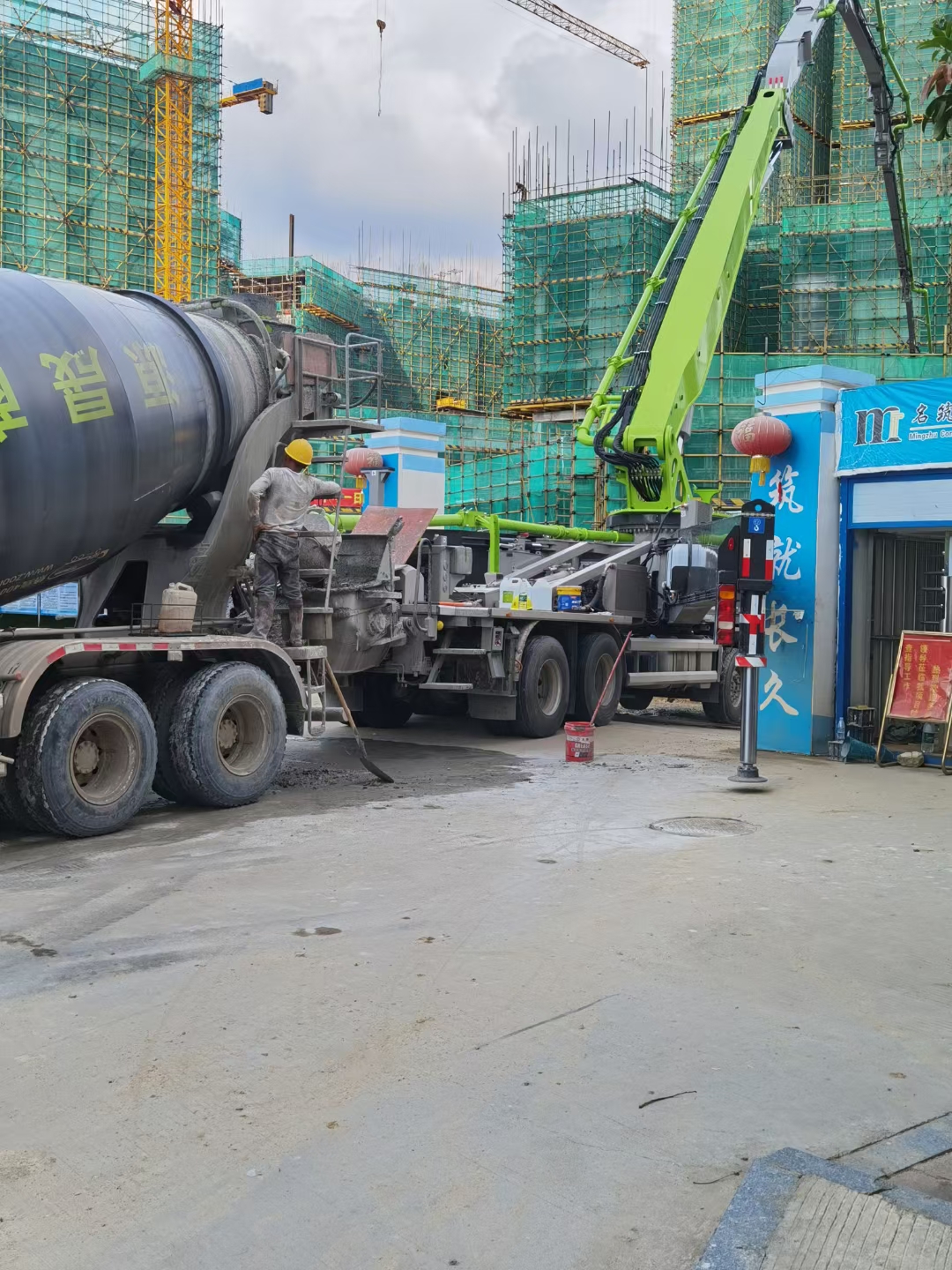 肇庆市源晟混凝土有限公司,肇庆混凝土,肇庆水泥混凝土批发直销,四会混凝土批发直销,广东混凝土批发直销,concrete,工程用水泥混凝土建筑材料厂家批发,起屋建筑材料,コンクリート,